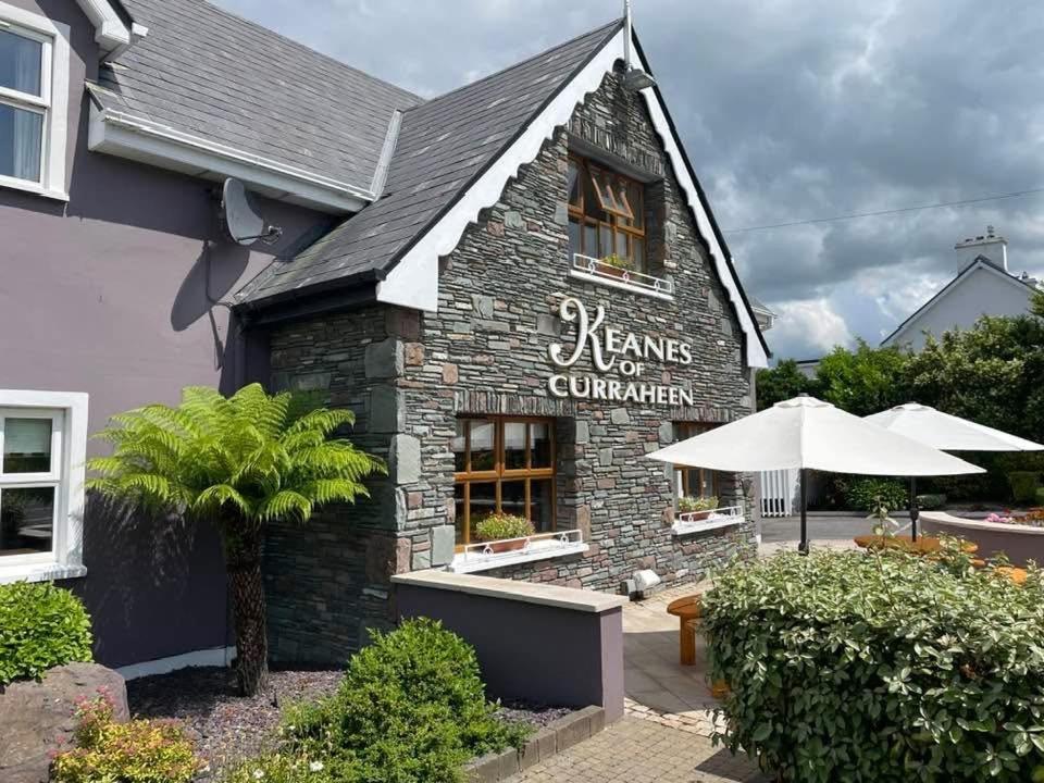 Keanes Of Curraheen, Bar, Restaurant & Accommodation ทราลี ภายนอก รูปภาพ